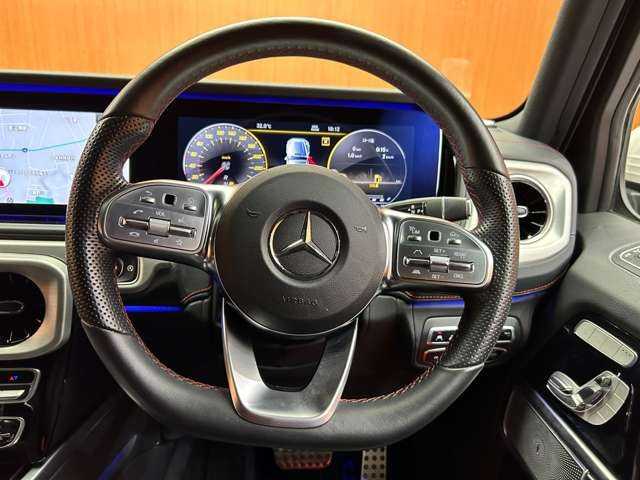 メルセデス・ベンツ ゲレンデヴァーゲン Ｇ３５０ｄ AMGライン 千葉県 2019(令1)年 3.2万km ポーラホワイト ラグジュアリーＰＫＧ　/サンルーフ　/純正ナビ　/３６０°カメラ　/ＡＣＣ　/ＢＳＭ　/ＬＥＤヘッドライト　/オートライト　/黒革　/シートヒーター　/パワーシート　/Ｂｕｒｍｅｓｔｅｒサウンド　/ＥＴＣ