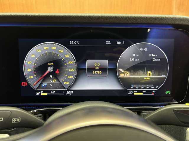 メルセデス・ベンツ ゲレンデヴァーゲン Ｇ３５０ｄ AMGライン 千葉県 2019(令1)年 3.2万km ポーラホワイト ラグジュアリーＰＫＧ　/サンルーフ　/純正ナビ　/３６０°カメラ　/ＡＣＣ　/ＢＳＭ　/ＬＥＤヘッドライト　/オートライト　/黒革　/シートヒーター　/パワーシート　/Ｂｕｒｍｅｓｔｅｒサウンド　/ＥＴＣ