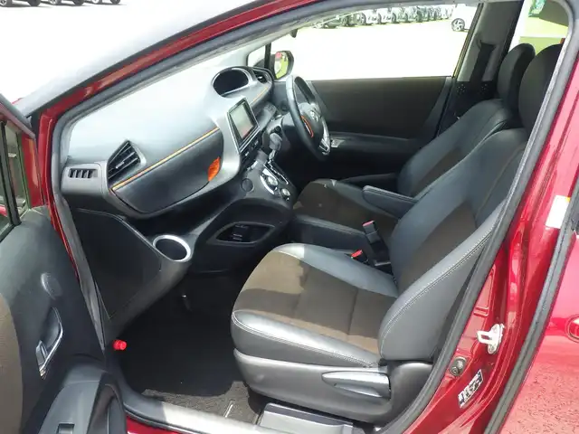 トヨタ シエンタ G クエロ 千葉県 2019(令1)年 2.3万km ブラック/ダークシェリーマイカM 185/60R15/Toyota Safety Sense/・プリクラッシュセーフティ/・レーンディパーチャーアラート/・オートハイビーム/両側パワースライドドア/純正SDナビ/地デジTV/【DVD/CD再生機能　Bluetooth接続】/パノラミックビューモニター/ドライブレコーダー（前後撮影）/ハーフレザーシート/前席シートヒーター/革巻きステアリング/ステアリングスイッチ/ETC/LEDヘッドライト/フォグライト/ウインカーミラー/クリアランスソナー/スマートキー