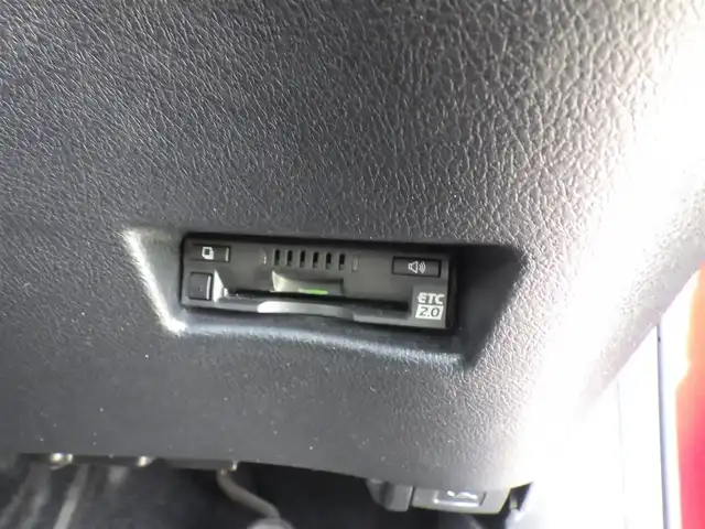 トヨタ シエンタ G クエロ 千葉県 2019(令1)年 2.3万km ブラック/ダークシェリーマイカM 185/60R15/Toyota Safety Sense/・プリクラッシュセーフティ/・レーンディパーチャーアラート/・オートハイビーム/両側パワースライドドア/純正SDナビ/地デジTV/【DVD/CD再生機能　Bluetooth接続】/パノラミックビューモニター/ドライブレコーダー（前後撮影）/ハーフレザーシート/前席シートヒーター/革巻きステアリング/ステアリングスイッチ/ETC/LEDヘッドライト/フォグライト/ウインカーミラー/クリアランスソナー/スマートキー