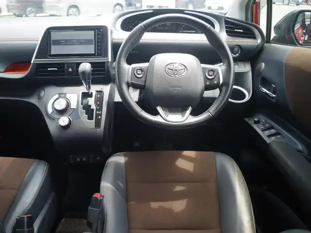 トヨタ シエンタ G クエロ 千葉県 2019(令1)年 2.3万km ブラック/ダークシェリーマイカM 185/60R15/Toyota Safety Sense/・プリクラッシュセーフティ/・レーンディパーチャーアラート/・オートハイビーム/両側パワースライドドア/純正SDナビ/地デジTV/【DVD/CD再生機能　Bluetooth接続】/パノラミックビューモニター/ドライブレコーダー（前後撮影）/ハーフレザーシート/前席シートヒーター/革巻きステアリング/ステアリングスイッチ/ETC/LEDヘッドライト/フォグライト/ウインカーミラー/クリアランスソナー/スマートキー