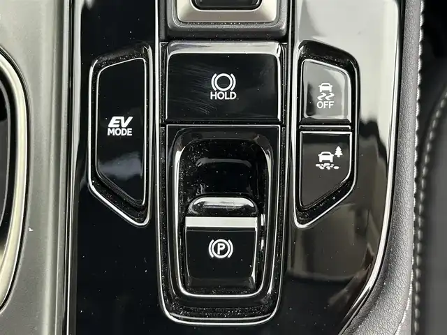 レクサス ＮＸ 350h バージョンL 道央・札幌 2023(令5)年 1.5万km ソニッククォーツ ・４WD/・14インチディスプレイオーディオ/　コネクティッドナビ/・カラーヘッドアップディスプレイ/・TFT液晶式メーター/・パノラミックビューモニター/・デジタルインナーミラー/・ビルトインETC/・Lexus Safety System ＋/・Lexus Teammate　Advanced Park/・レーダークルーズコントロール/・レーンキープアシスト/・BSM/・レザーシート/・パワーシート/・シートヒーター/・シートベンチレーション/・ハンズフリーパワーバックドア/・スマートキー
