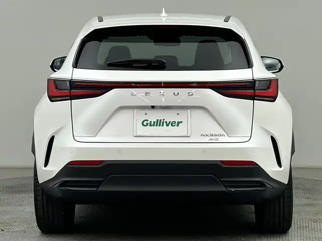 レクサス ＮＸ 350h バージョンL 道央・札幌 2023(令5)年 1.5万km ソニッククォーツ ・４WD/・14インチディスプレイオーディオ/　コネクティッドナビ/・カラーヘッドアップディスプレイ/・TFT液晶式メーター/・パノラミックビューモニター/・デジタルインナーミラー/・ビルトインETC/・Lexus Safety System ＋/・Lexus Teammate　Advanced Park/・レーダークルーズコントロール/・レーンキープアシスト/・BSM/・レザーシート/・パワーシート/・シートヒーター/・シートベンチレーション/・ハンズフリーパワーバックドア/・スマートキー