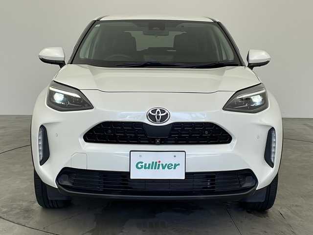 トヨタ ヤリスクロス Z 兵庫県 2020(令2)年 1.5万km ホワイトパールクリスタルシャイン ・純正ナビ&TV&Bluetooth&Miracast&USB/・アラウンドビューモニター/・バックカメラ/・パワーバックドア/・パワーシート/・前席シートヒーター/・オートマチックハイビーム/・ヘッドライトレベライザー/・トヨタセーフティセンス/・レーントレーシングアシスト/・プリクラッシュセーフティ/・ブラインドスポットモニター/・クリアランスソナー/・リヤクロストラフィックアラート/・パーキングサポートブレーキ/・ロードサインアシスト/・レーダークルーズコントロール/・ETC/・純正ドライブレコーダー/・LEDヘッドランプ/・ウインカーミラー/・純正フロアマット/・18インチ純正アルミホイール