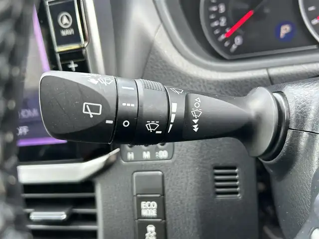 トヨタ ヴォクシー ZS 煌Ⅱ 岡山県 2020(令2)年 5.6万km ホワイトパールクリスタルシャイン 登録時走行距離55679km/アルパイン11インチナビ/フルセグTV(AM.FM.CD.DVD.TV.BT)/両側パワースライドドア/バックカメラ/ETC/クリアランスソナー/衝突軽減ブレーキ/クルーズコントロール/レーンキープアシスト/オートライト/オートマチックハイビーム/アイドリングストップ/16インチ純正AW/純正フロアマット