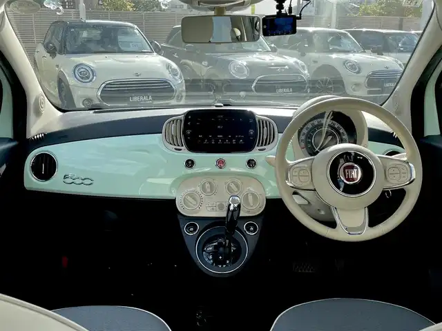 フィアット ５００ 1．2 ポップ 栃木県 2019(令1)年 5.4万km LATTE MENTA ASR(アンチスリップレギュレーション）/純正ディスプレイオーディオ（BT/FM/AM）/ステアリングスイッチ/〇社外ドライブレコーダー（前後）/〇革巻ステアリング/〇USB入力端子/〇シートリフター/・パワーウィンド/・リモコンキー