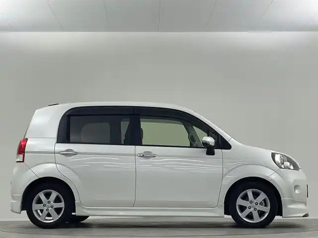 トヨタ ポルテ X 埼玉県 2014(平26)年 6万km ホワイトパールクリスタルシャイン モデリスタエアロ　ナビ　フルセグ　スマートキー　ＨＩＤヘッドライト　バックカメラ　ＥＴＣ　パワースライドドア　プッシュスタート　オートエアコン　オートライト　フォグランプ　純正アルミ　マット　バイザー