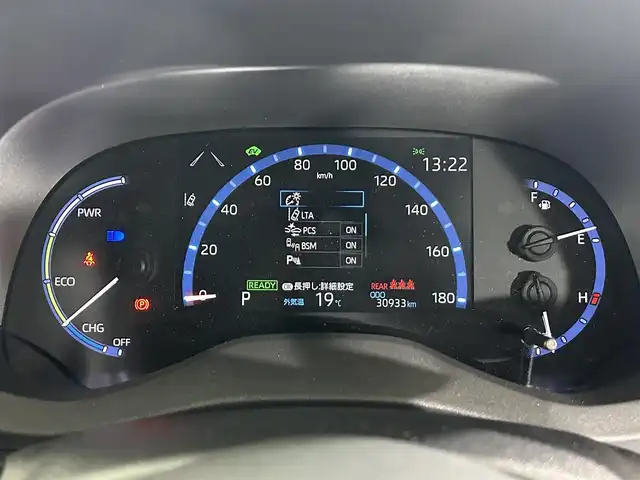 トヨタ ヤリスクロス ハイブリッド Z アドベンチャー 佐賀県 2023(令5)年 3.1万km ブラックマイカ 純正８型ディスプレイオーディオ/（Bluetooth/Miracast/USB/AM/FM）/衝突被害軽減システム/全方位カメラ/コーナーセンサー/レーンキープアシスト/追従型クルーズコントロール/ハーフレザーシート/運転席パワーシート/前席シートヒーター/ハンドルヒーター/ＬＥＤヘッドライト/オートライト/オートマチックハイビーム/純正18インチアルミホイール/純正フロアマット/電動パーキングブレーキ/横滑り防止装置/盗難防止装置