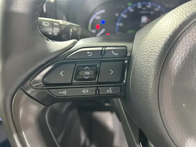 トヨタ ヤリスクロス ハイブリッド Z アドベンチャー 佐賀県 2023(令5)年 3.1万km ブラックマイカ 純正８型ディスプレイオーディオ/（Bluetooth/Miracast/USB/AM/FM）/衝突被害軽減システム/全方位カメラ/コーナーセンサー/レーンキープアシスト/追従型クルーズコントロール/ハーフレザーシート/運転席パワーシート/前席シートヒーター/ハンドルヒーター/ＬＥＤヘッドライト/オートライト/オートマチックハイビーム/純正18インチアルミホイール/純正フロアマット/電動パーキングブレーキ/横滑り防止装置/盗難防止装置