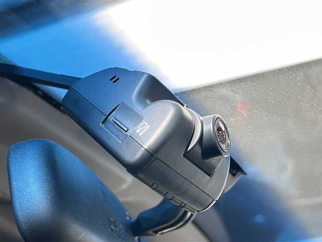 ホンダ フリード G ジャストセレクション 岩手県 2015(平27)年 3.9万km プレミアムスパークルブラックパール 4WD /ワンオーナー/純正ナビ /ワンセグTV/ナビステアリングスイッチ/左電動ドア /バックカメラ /ビルトインETC /純正ドライブレコーダー /純正エンジンスターター /フロントワイパーデアイサー /オートライト　/横滑り防止 /スマートキー×2/ドアバイザー/フロアマット/ECOボタン/保証書　取説