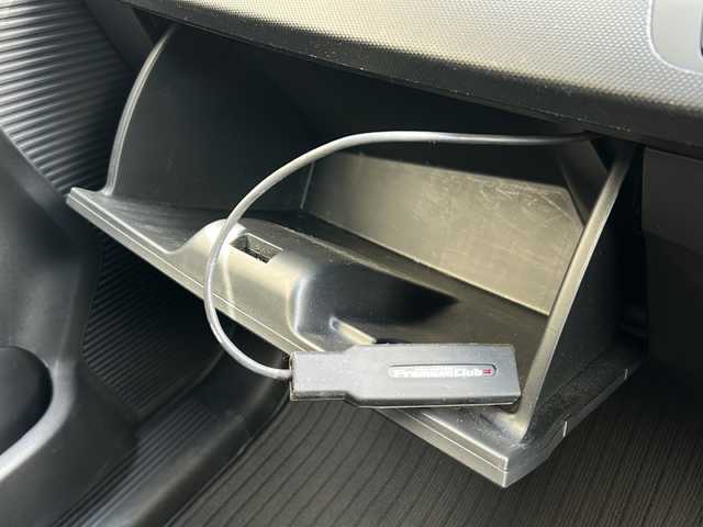 ホンダ フリード G ジャストセレクション 岩手県 2015(平27)年 3.9万km プレミアムスパークルブラックパール 4WD /ワンオーナー/純正ナビ /ワンセグTV/ナビステアリングスイッチ/左電動ドア /バックカメラ /ビルトインETC /純正ドライブレコーダー /純正エンジンスターター /フロントワイパーデアイサー /オートライト　/横滑り防止 /スマートキー×2/ドアバイザー/フロアマット/ECOボタン/保証書　取説