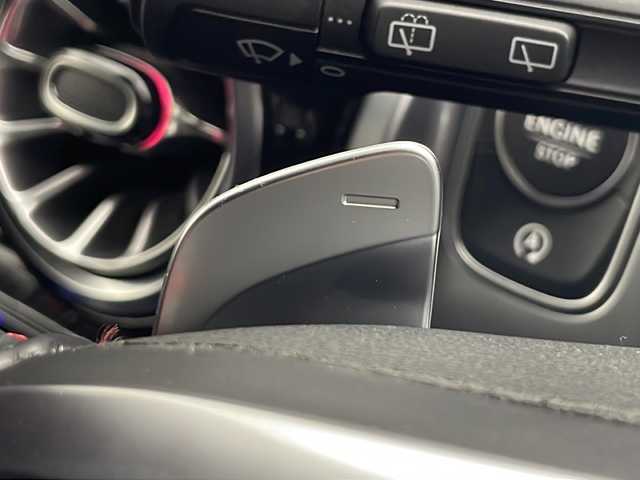 メルセデス・ベンツ Ｍ・ベンツ ＧＬＢ２００ｄ 4マチック AMGライン 秋田県 2022(令4)年 1万km 赤 ４ＷＤ/ワンオーナー/純正HDDナビ/　(フルセグTV/Bluetooth/USB)/全方位カメラ/アダプティブクルーズコントロール/パドルシフト/ハーフレザーシート/前席パワーシート/前席シートヒーター/パワーバックドア/純正フロアマット/プッシュスタート/スマートキー/スペアキー/ＥＴＣ２．０/LEDヘッドライト/オートライト/取扱説明書/保証書