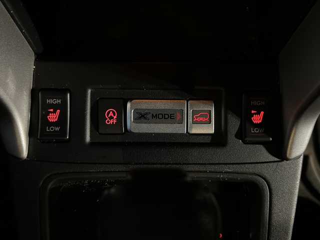 スバル フォレスター S－リミテッド 秋田県 2014(平26)年 8.6万km ダークグレーメタリック ・４WD/・社外ナビ/・フルセグTV/・CD、DVD再生可能/・Bluetooth/・追従式クルーズコントロール/・アイサイト/・ＥＴＣ/・オートライト/・ダウンヒルアシスト/・前席パワーシート/・前席シートヒーター