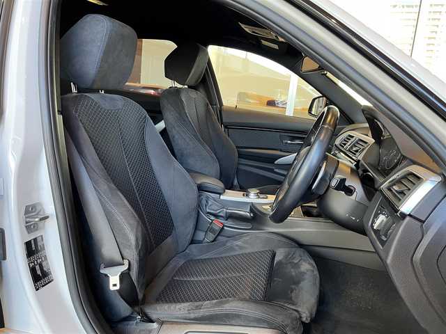 ＢＭＷ ３２０ｄ Mスポーツ 宮城県 2017(平29)年 7万km アルピンホワイトⅢ 純正ナビ/アダプティブクルーズコントロール/バックカメラ/パワーシート/LEDヘッドライト/シートヒーター/レーンキープアシスト/Bluetooth対応/18インチ純正AW