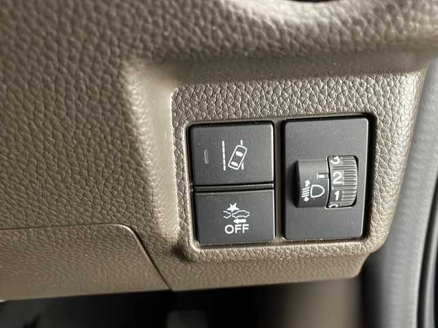 ホンダ Ｎ ＢＯＸ L 宮崎県 2021(令3)年 5.4万km クリスタルブラックパール 禁煙車/ホンダセンシング/社外ナビ/（ストラーダ/CN-BR310B/CD/Bluetooth/FMAM）/社外バックカメラ/社外ETC/社外ドライブレコーダー/純正LEDオートライト/純正フロアマット/左側電動スライドドア/アダプティブクルーズコントロール/レーンディパーチャーアラート/クリアランスソナー/ウインカードアミラー/オートエアコン/前席シートヒーター/スマートキー/プッシュエンジンスタート/スペアキー/新車時保証書/取扱い説明書