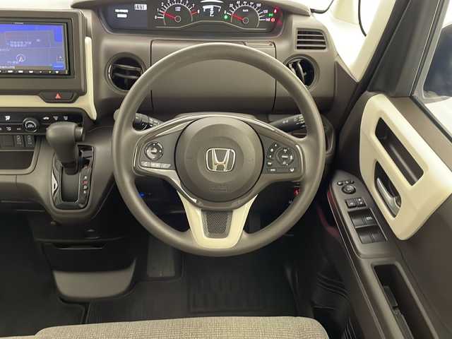 ホンダ Ｎ ＢＯＸ L 宮崎県 2021(令3)年 5.4万km クリスタルブラックパール 禁煙車/ホンダセンシング/社外ナビ/（ストラーダ/CN-BR310B/CD/Bluetooth/FMAM）/社外バックカメラ/社外ETC/社外ドライブレコーダー/純正LEDオートライト/純正フロアマット/左側電動スライドドア/アダプティブクルーズコントロール/レーンディパーチャーアラート/クリアランスソナー/ウインカードアミラー/オートエアコン/前席シートヒーター/スマートキー/プッシュエンジンスタート/スペアキー/新車時保証書/取扱い説明書