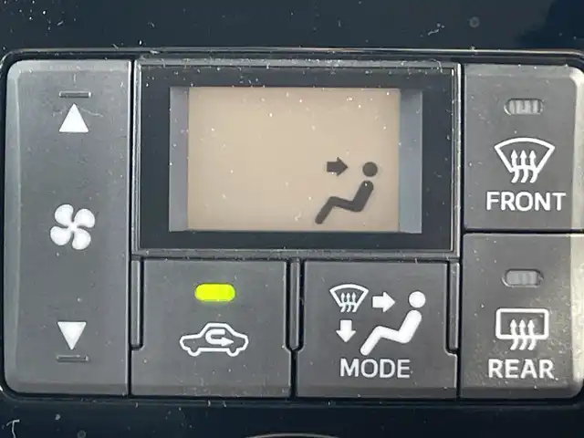 ダイハツ タント X LTD SA Ⅲ 岡山県 2018(平30)年 8.7万km ライトローズマイカメタリックⅡ 登録時走行距離87008ｋｍ/純正ナビ/地デジTV（AM/FM/CD/DVD/Bluetooth）/全方位カメラ/両側パワースライドドア/ETC/スマートアシスト3/・衝突軽減ブレーキ/・車線逸脱警報/・オートマチックハイビーム/・コーナーセンサー/純正フロアマット/盗難防止システム/横滑り防止装置/アイドリングストップ/スマートキー×２/プッシュスタート