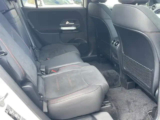 メルセデス・ベンツ Ｍ・ベンツ ＧＬＢ２００ｄ 4マチック AMGライン 静岡県 2022(令4)年 0.8万km ポーラホワイト ワンオーナー/MBUXナビフルセグTVBluetooth全方位カメラ/レーダーセーフティー軽減ブレーキACC/レーンキープ　BSM/ハーフレザーシート　シートヒーター/パワーバックドア/前後ドライブレコーダー/アンビエントライト/DSRCETC