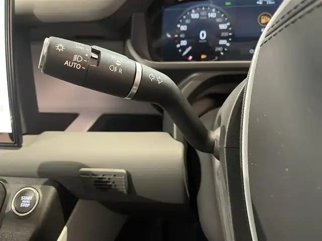 ランドローバー ランドローバー ディフェンダー 110X 道央・札幌 2022(令4)年 2.8万km シルバー ４WD/サンルーフ/限定カラー（60台）/シリコンシルバー/純正ナビ/360度カメラ/メリディアンサラウンド/純正ナビ/360度カメラ/メリディアンサラウンド/エアサス装着車/サイドステップ/スマートキー/プッシュスタート/ETC/社外デジタルインナーミラー