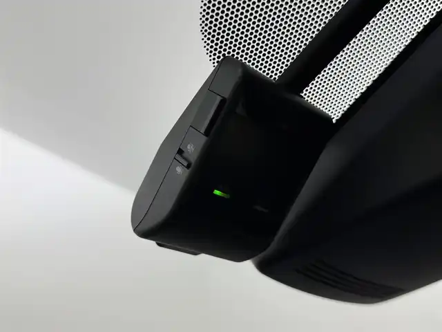 トヨタ アクア S スタイルブラック 福岡県 2019(平31)年 6万km ブラックマイカ 純正ナビ（ＢＴ，フルセグＴＶ）　/バックカメラ　/前方ドライブレコーダー　/コーナーセンサー　/衝突軽減ブレーキ　/レーンキープ　/アクセル踏み間違い防止　/オートマチックハイビーム　/プッシュスタート　/ＬＥＤライト