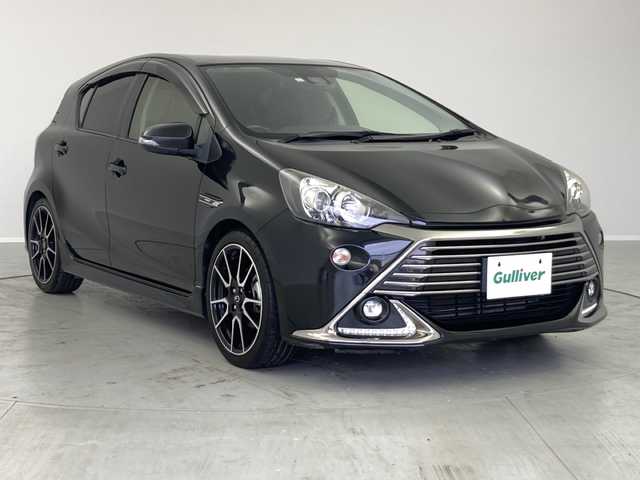 トヨタ アクア G G’s 茨城県 2016(平28)年 5.2万km ブラックマイカ 純正ナビ　バックカメラ　革巻きステアリング　衝突被害軽減ブレーキ　クルーズコントロール　ハーフレザーシート　オートハイビーム　ＬＥＤヘッドライト　ステアリングスイッチ　プッシュスタート　禁煙車