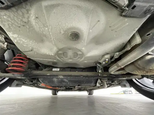 トヨタ アクア G G’s 千葉県 2016(平28)年 5.2万km ブラックマイカ ワンオーナー/禁煙車/トヨタセーフティセンス/・車線逸脱警報システム/・プリクラッシュセーフティ/・先行車発進システム/純正メモリナビ/・型番：NSZT-W66T/・CD/DVD/Bluetooth/フルセグTV/バックカメラ/・ビルトインETC/革巻きステアリング/・ステアリングスイッチ/クルーズコントロール/ハーフレザーシート/純正フロアマット/純正ドアバイザー/純正17インチAW/電動格納ウインカーミラー/オートライト/・オートマチックハイビーム/・LEDヘッドライト/・LEDフォグランプ/プッシュスタート/スマートキー/・スペアキー