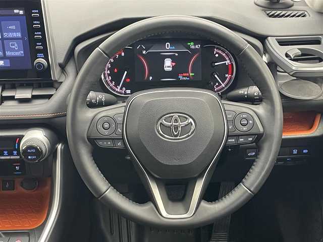 トヨタ ＲＡＶ４ アドベンチャー 愛知県 2022(令4)年 2.2万km アッシュグレーメタリック/グレイッシュブルー 純正９型ディスプレイナビ　全方位カメラ　デジタルインナーミラー　黒革　シートヒーター　シートベンチレーション　パワーバックドア　コーナーセンサー　セーフティセンス　衝突軽減　追従クルコン　ＬＥＤライト　ＢＳＭ　ＴＲＤマッドフラップ　純正前後ドラレコ　DAC　ツーイーター　ハンドルヒーター　禁煙