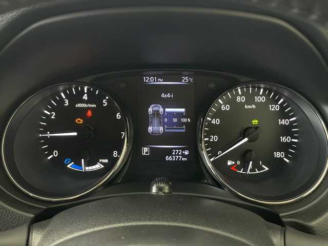 日産 エクストレイル ハイブリッド 20X 秋田県 2019(平31)年 6.7万km ダイヤモンドブラック 4WD/ワンオーナー/純正ナビ/（フルセグTV/Bluetooth/DVD/CD）/バックカメラ/電動リアゲート/プッシュスタート/スマートキー/スペアキー/革巻ステアリング/ステアリングリモコン/ハーフレザー/前方ドライブレコーダー/ビルトインETC/前後コーナーセンサー/オートライト/LEDヘッドライト/フォグランプ/純正アルミホイール/純正フロアマット/電動格納ミラー/取扱説明書/保証書
