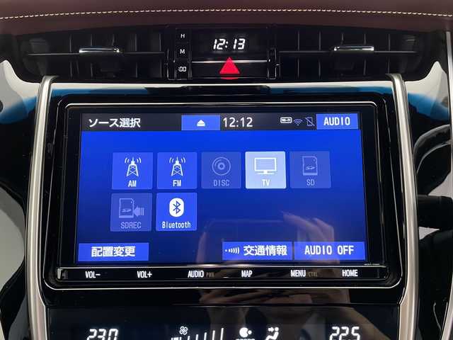トヨタ ハリアー ハイブリッド プレミアム 長野県 2019(令1)年 6.3万km スパークリングブラックパールクリスタルシャイン 4WD/純正SDナビ&フルセグTV&CD&BT/アダプティブクルーズコントロール/レーンディパーチャーアラート/プリクラッシュセーフティ/クリアランスソナー/パワーバクドア/ハーフレザーシート/運転席パワーシート/ステアリングスイッチ/バックカメラ/ETC/LEDヘッドライト/オートライト/電動格納ミラー/ウィンカーミラー/電動ホールド/オートホールド/純正18インチAW装着/純正フロアマット/純正ドアバイザー/プッシュスタート/スマートキー