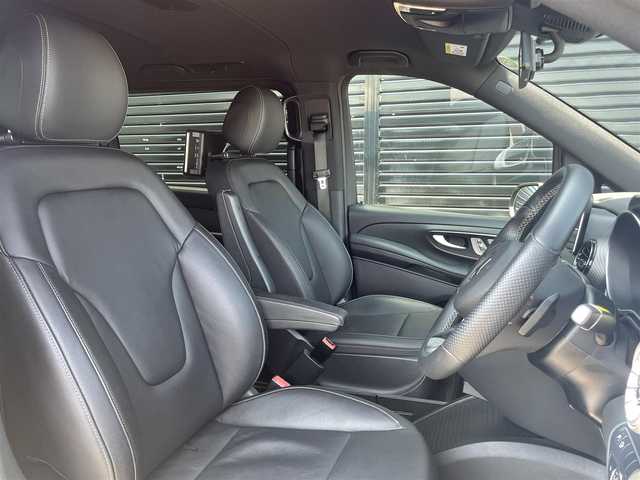 メルセデス・ベンツ Ｖ２２０ d AVG AMGライン 三重県 2021(令3)年 2.3万km オブシディアンブラックM ACC/レーダーセーフティ/後席モニター(DVD/USB/SD/HDMI)/ヘッドレストモニター/純正ナビ/全方位カメラ/ブラックレザーシート/デジタルインナーミラー型ドラレコ/両側パワースライドドア/シートヒーター/電動リアゲート