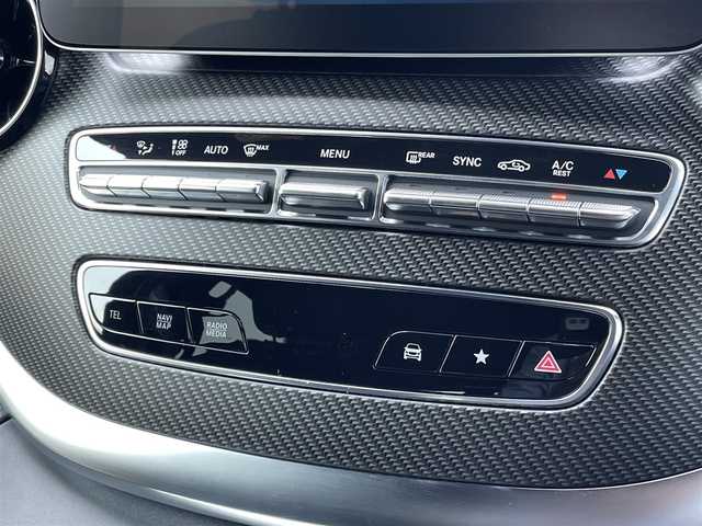 メルセデス・ベンツ Ｖ２２０ d AVG AMGライン 三重県 2021(令3)年 2.3万km オブシディアンブラックM ACC/レーダーセーフティ/後席モニター(DVD/USB/SD/HDMI)/ヘッドレストモニター/純正ナビ/全方位カメラ/ブラックレザーシート/デジタルインナーミラー型ドラレコ/両側パワースライドドア/シートヒーター/電動リアゲート