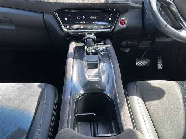 ホンダ ヴェゼル ハイブリッド RS ホンダセンシング 茨城県 2018(平30)年 9.4万km プレミアムクリスタルレッドM アクティブクルーズコントロール/純正ナビ　CD/DVD/BT/フルセグ/ハーフレザー/シートヒーター/パドルシフト/ドラレコ/純正アルミホイール/純正フロアマット/LEDオートライト/ETC