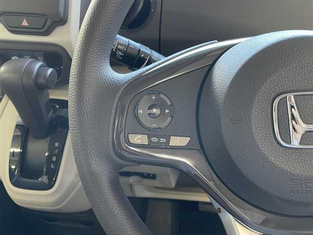 ホンダ Ｎ ＢＯＸ G L ホンダセンシング 岡山県 2019(平31)年 7.1万km クリスタルブラックパール 純正ナビ　VXM-194Ci/Bluetooth、AM、FM、CD/バックカメラ/ビルトインETC/片側パワースライドドア/リアロールサンシェード/充電用USBジャック/ホンダセンシング/・衝突軽減ブレーキ/・誤発進抑制機能/・歩行者事故低減ステアリング/・路外逸脱抑制機能/・アダブティブクルーズコントロール/・車線維持支援システム/・先行車発進お知らせ機能/・標識認識機能/・後方誤発進抑制機能/・オートハイビーム