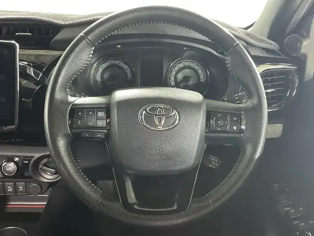 トヨタ ハイラックス Z ブラックラリーエディション 福岡県 2019(平31)年 5.3万km アティチュードブラックマイカ ワンオーナー/社外ナビ11インチ/（CD/DVD/BT/AM/FM）/フルセグ/バックカメラ/ETC/前後ドラレコ/４WD/レーンアシスト/衝突軽減システム/横滑り防止装置/TRDエアロ/純正AW18インチ/LEDヘッドライト/ダンロップタイヤ/スマートキー/プッシュスタート/スペアキー有