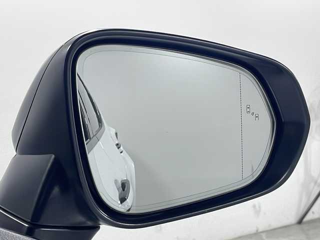 レクサス ＮＸ 350h Fスポーツ 広島県 2022(令4)年 1.7万km ホワイトノーヴァガラスフレーク パノラマルーフ/純正14型ディスプレイオーディオ（Bluetooth/フルセグTV/AppleCarPlay/AndroidAuto）/パノラミックビューモニター/ルーフレール/Fスポーツ専用赤革シート/パワーバックドア/パワーシート（運転席/助手席）/ポジションメモリー/シートヒーター（運転席/助手席/後席左右）/シートベンチレーション（運転席/助手席）/ステアリングヒーター/Lexus Safety System+/・プリクラッシュセーフティ/・レーンチェンジアシスト/・レーントレーシングアシスト/・アダプティブハイビーム/・レーダークルーズコントロール/・プロアクティブドライビングアシスト/アドバンストパーク/パーキングサポートブレーキ/ブラインドスポットモニター/リヤクロストラフィックアラート/3眼LEDヘッドライト/ヘッドアップディスプレイ/パドルシフト/ETC2.0/ドライブレコーダー/USB入力端子