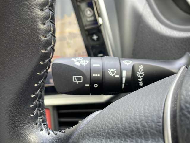 トヨタ ヴォクシー ZS 鳥取県 2017(平29)年 7.4万km ホワイトパールクリスタルシャイン ワンオーナー/パワースライドドア/アルパイン11インチナビ/フルセグTV　DVD CD Bluetooth　SD/バックカメラ/ETC/ドライブレコーダー前後室内/社外レーダー/トヨタセーフティセンス/・衝突回避支援機能/・レーンディパーチャーアラート/・オートマチックハイビーム/・先行車発進/・信号情報/・緊急時操舵支援/S-VSC/MTモード付AT/アイドリングストップ/オートマチックハイビーム/プッシュスタート/フロアマット/ドアバイザー/LEDライト/フォグランプ/１６インチアルミ/ターンミラー/プライバシーガラス/スマートキー/スペアキー/新車保証書/取扱説明書