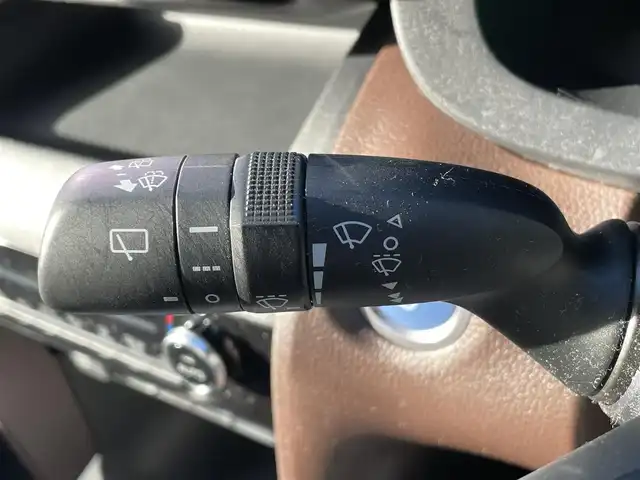 トヨタ ヤリスクロス ハイブリッド Z 青森県 2020(令2)年 4万km センシュアルレッドマイカ ワンオーナー/４WD/トヨタ純正ナビ/AM/FM/CD/DVD/フルセグ/USB/Bluetooth/パノラミックビューモニター/TOYOTA Safety Sense/・レーダークルーズコントロール/・プリクラッシュセーフティ/・レーンディパーチャーアラート/・先行車発進告知機能/・オートマチックハイビーム/パワーバックドア/電動パーキングブレーキ/ダウンヒルアシストコントロール/運転席パワーシート/前席シートヒーター/ETC/社外ドライブレコーダー(ZNR025)/スペアキー/LEDヘッドライト/純正AW18インチ夏タイヤ/社外AWスタッドレスタイヤ車載/取扱説明書/保証書