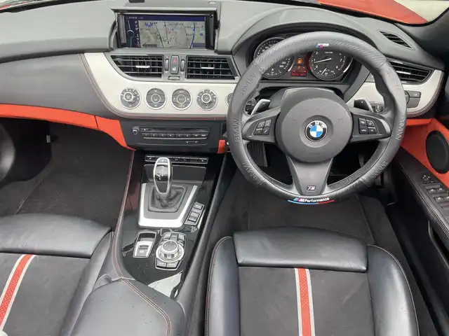 ＢＭＷ Ｚ４ sDrive20i Mスポーツ 静岡県 2013(平25)年 6.9万km オレンジ デザイン・ピュア・トラクション/・専用色「ヴァレンシア・オレンジ」/・アルカンターラ＆レザーコンビシート/（オレンジステッチ＆ハイライト）/・オレンジトリム/Mスポーツパッケージ/純正HDDナビ/・Bluetooth/・CD/DVD/パワーシート/シートヒーター/ミラー一体型ETC