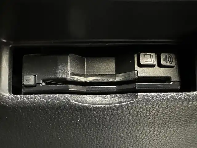 トヨタ ＲＡＶ４ G Zパッケージ 兵庫県 2019(令1)年 6.4万km アティチュードブラックマイカ 社外7インチナビ/フルセグ CD DVD BT MSV/バックカメラ/レーダークルーズコントロール/プリクラッシュセーフティー/LTA/BSM/クリアランスソナー/RCTA/PKSB/RSA/デジタルインナーミラー/ETC/LEDヘッドライト/LEDフォグライト/オートライト/オートハイビーム/ステアリングヒーター/電子パーキング/HOLD/スマートキー