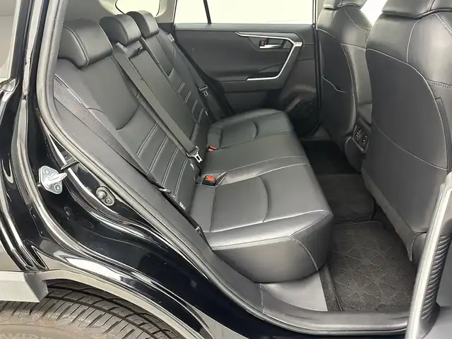 トヨタ ＲＡＶ４ G Zパッケージ 兵庫県 2019(令1)年 6.4万km アティチュードブラックマイカ 社外7インチナビ/フルセグ CD DVD BT MSV/バックカメラ/レーダークルーズコントロール/プリクラッシュセーフティー/LTA/BSM/クリアランスソナー/RCTA/PKSB/RSA/デジタルインナーミラー/ETC/LEDヘッドライト/LEDフォグライト/オートライト/オートハイビーム/ステアリングヒーター/電子パーキング/HOLD/スマートキー