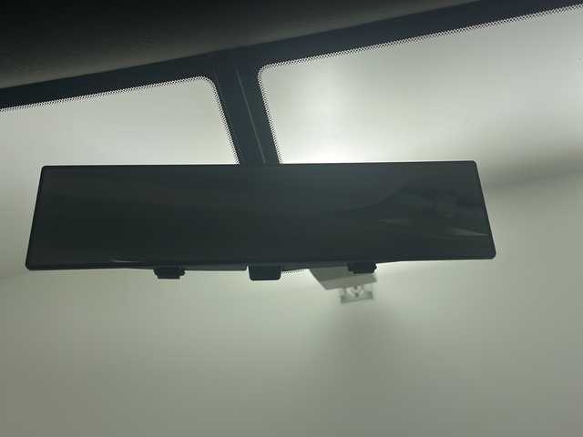 日産 ノート S 道央・札幌 2013(平25)年 4.4万km パール ・ワンオーナー/・純正オーディオ&CD&AUX/・アイドリングストップ/・社外レーダー/・純正エンジンスターター/・リモコンキー/・社外AW付夏タイヤ積込