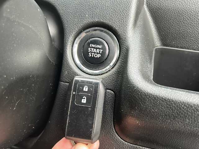 スズキ ワゴンＲ HYBRID FX リミテッド 埼玉県 2020(令2)年 3.4万km ブルーイッシュブラックパール3 ヘッドアップディスプレイ/プッシュスタート/アイドリングストップ/レーンアシスト/横滑り防止/ドライブレコーダー/フルオートエアコン/シートヒーター/純正14インチアルミホイール/エアバック