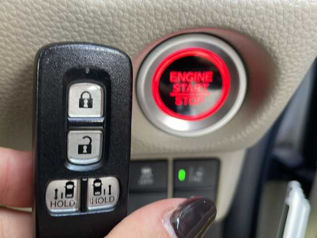 ホンダ Ｎ ＢＯＸ G EX ホンダセンシング 兵庫県 2017(平29)年 7.2万km プレミアムホワイトパールⅡ 社外ナビ（AM/FM/DVD/DVD/BT)/・フルセグＴＶ/横滑り防止/衝突軽減/ドラレコ/ビルトインETC/レーンアシスト/クルーズコントロール/両側パワースライドドア/LEDライト