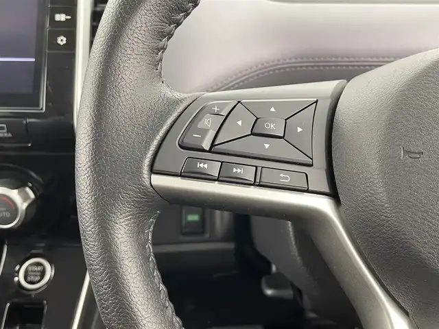 日産 セレナ ハイウェイスター V 大分県 2020(令2)年 4.1万km ダークメタルグレー プロパイロット/純正ナビ/（フルセグ/CD/DVD/Bluetooth）/アラウンドビューモニター/デジタルインナーミラー/前方ドライブレコーダー/フリップダウンモニター/電動パーキングブレーキ/オートブレーキホールド/両側パワースライドドア/ETC/ステアリングスイッチ/電動格納ミラー/プッシュスタート・スマートキー/純正アルミホイール/保証書・取扱説明書