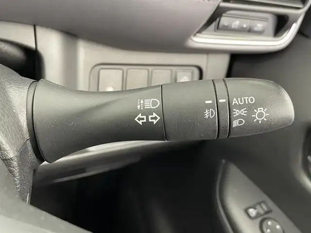 日産 セレナ ハイウェイスター V 大分県 2020(令2)年 4.1万km ダークメタルグレー プロパイロット/純正ナビ/（フルセグ/CD/DVD/Bluetooth）/アラウンドビューモニター/デジタルインナーミラー/前方ドライブレコーダー/フリップダウンモニター/電動パーキングブレーキ/オートブレーキホールド/両側パワースライドドア/ETC/ステアリングスイッチ/電動格納ミラー/プッシュスタート・スマートキー/純正アルミホイール/保証書・取扱説明書