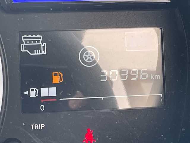 日産 ノート e－パワー X 千葉県 2019(平31)年 3.1万km ブリリアントホワイトパール 1オーナー　ナビMJ118D-W　全方位カメラ　スマートルームミラー　フルセグTV　BT　エマブレ　ドラレコ　ETC　スマートキー　プッシュスタート　15インチAW　オートライト　前後センサー