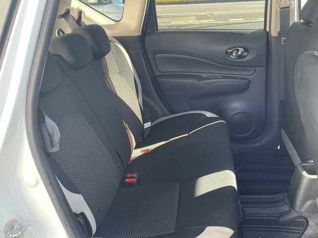 日産 ノート e－パワー X 千葉県 2019(平31)年 3.1万km ブリリアントホワイトパール 1オーナー　ナビMJ118D-W　全方位カメラ　スマートルームミラー　フルセグTV　BT　エマブレ　ドラレコ　ETC　スマートキー　プッシュスタート　15インチAW　オートライト　前後センサー