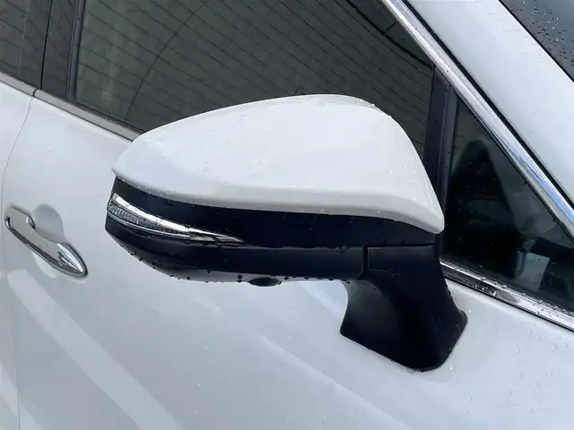 トヨタ ハリアー ハイブリッド Z レザーパッケージ 福岡県 2021(令3)年 7.4万km ホワイトパールクリスタルシャイン 純正12.3型オーディオディスプレイナビ(フルセグTV/BT)/トヨタセーフティ/全方位/ブラインドスポット/オートホールド/ドラレコ/デジタルインナーミラー/JBLサウンド/電動リア/モデリスタエアロ/クルコン/USB/シートヒーター/エアシート/ハンドルヒーター/ETC2.0/純正フロアマット/純正LED/純正アルミホイール/プッシュスタート/スマートキー