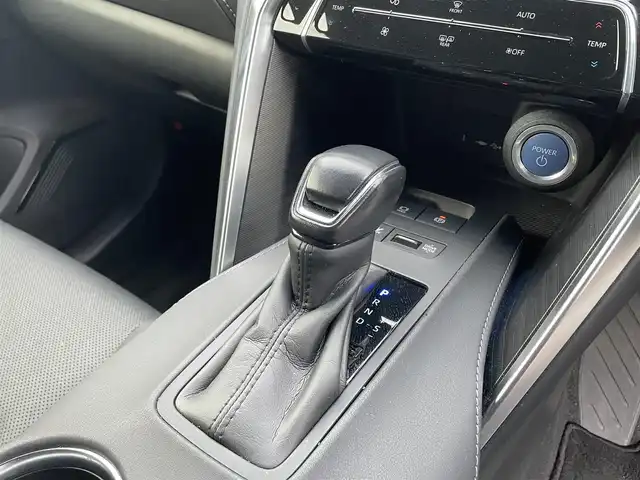 トヨタ ハリアー ハイブリッド Z レザーパッケージ 福岡県 2021(令3)年 7.4万km ホワイトパールクリスタルシャイン 純正12.3型オーディオディスプレイナビ(フルセグTV/BT)/トヨタセーフティ/全方位/ブラインドスポット/オートホールド/ドラレコ/デジタルインナーミラー/JBLサウンド/電動リア/モデリスタエアロ/クルコン/USB/シートヒーター/エアシート/ハンドルヒーター/ETC2.0/純正フロアマット/純正LED/純正アルミホイール/プッシュスタート/スマートキー