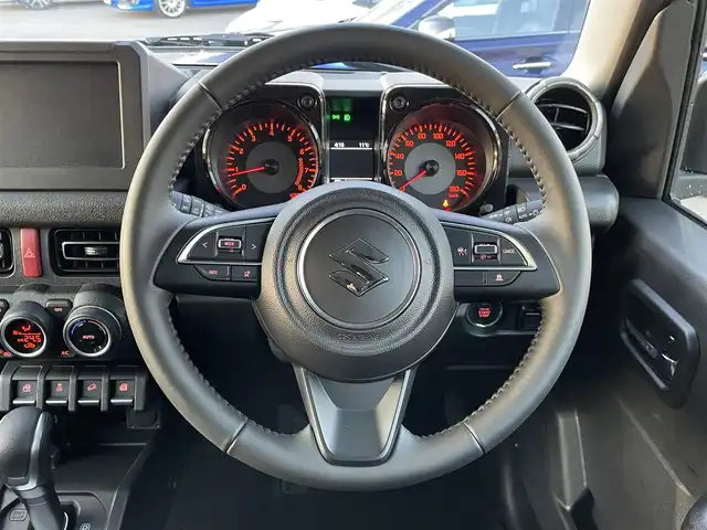 スズキ ジムニー ノマド FC 群馬県 2025(令7)年 0.1万km 黒 登録時走行距離１６０ｋｍ　/前席シートヒーター　/衝突軽減ブレーキ　/レーンアシスト　/アダプティブクルーズコントロール　/純正１５インチアルミホイール　/ミラーヒーター　/純正フロアマット　/スマートキー　/ＬＥＤ